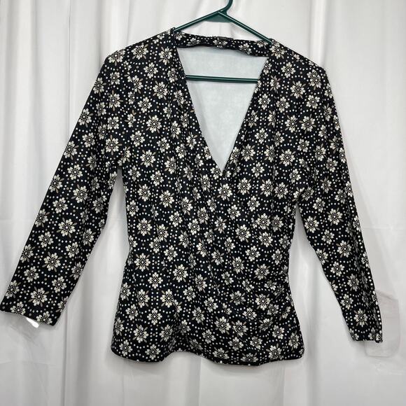 Ann Taylor shirt blouse top women's medium black with white floral pattern layer - Picture 7 of 14